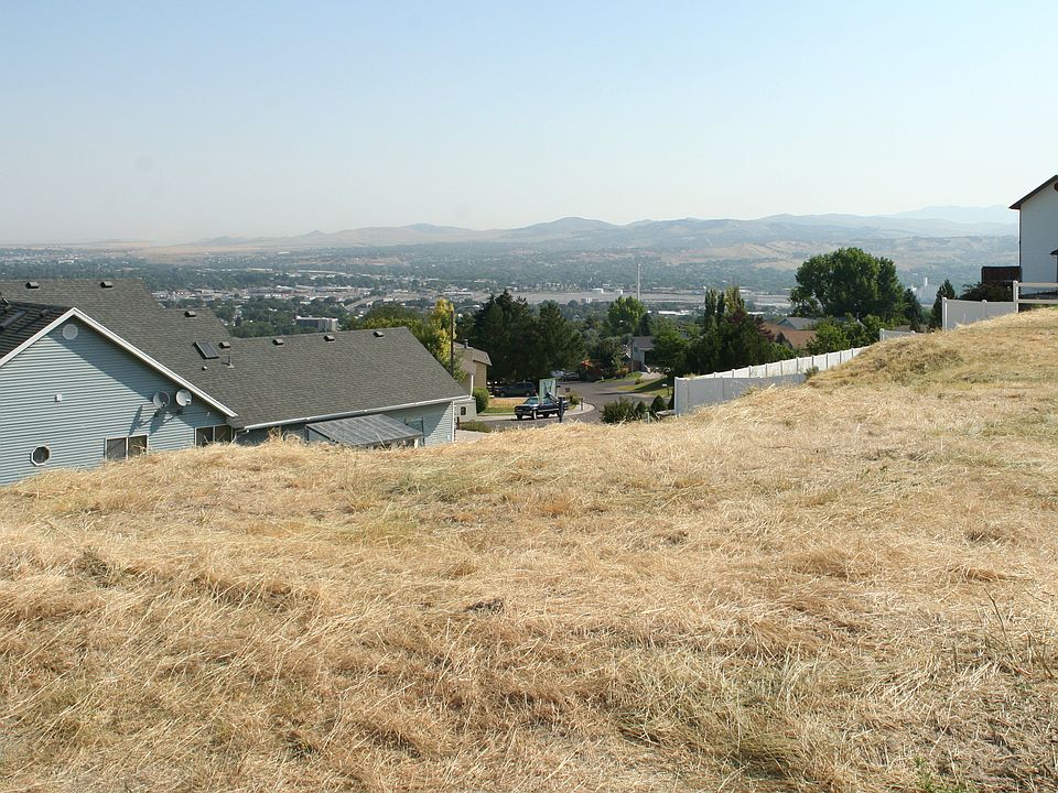 1st image of 644 Canyon Dr