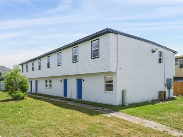 7710 N Coronet Ct, New Orleans, LA 70126
