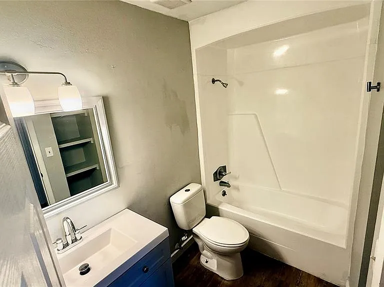 6519 W Newberry Rd #812 — Photo 17