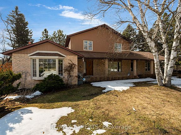 4th image of 16 Linn Rd