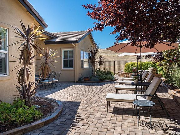5th image of 612 Bellarine Ct