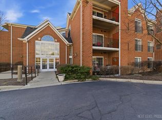 147 Hunt Club Dr Unit 147, Saint Charles, IL