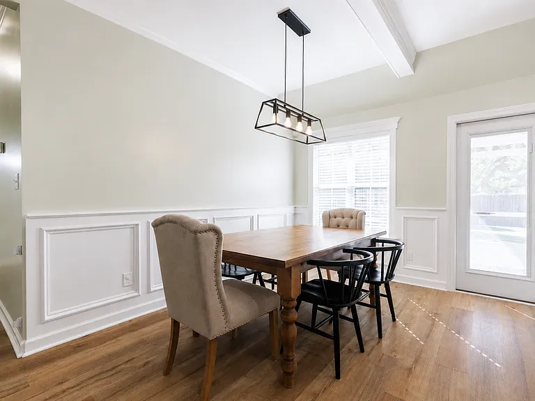 901 Sugarberry Dr — Photo 6