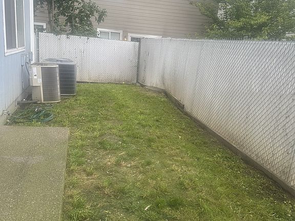 2nd image of 565 Briarwood Dr #563