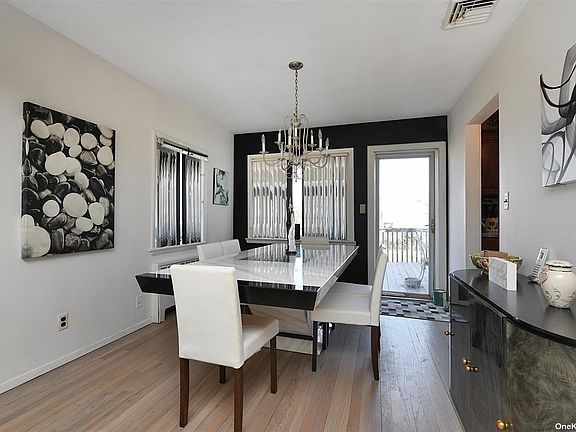 5th image of 2315 Argyle Pl
