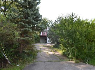 907 Prospect Ave, Willow Springs, IL 60480