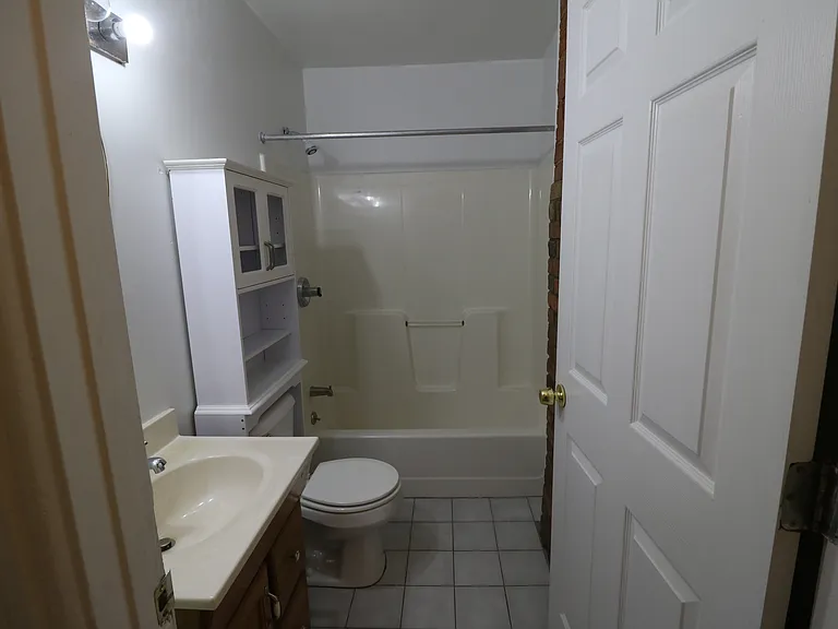 115 Calhoun St #2 — Photo 3