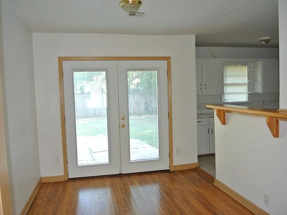 5th image of 1824 Brighton Ave