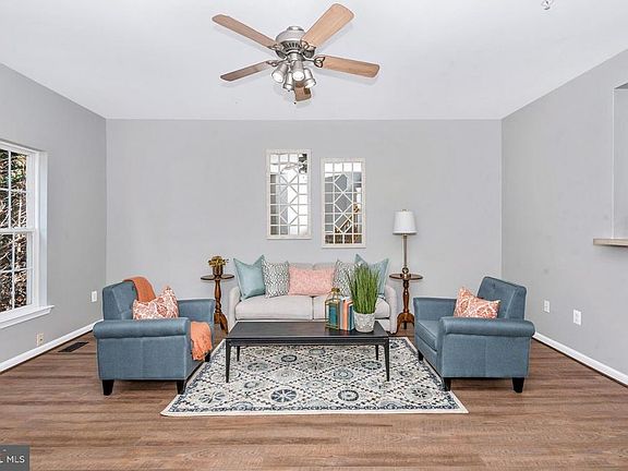 3rd image of 1804 Wheyfield Dr