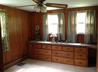 10 Fox Hill Ln, Asbury, NJ 08802