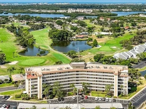 8950 Park Blvd APT 708, Seminole, FL 33777