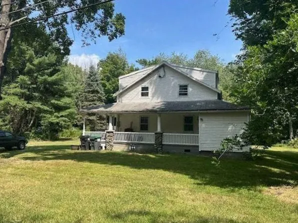 19 Darraugh Ln, Sparrow Bush, NY 12780