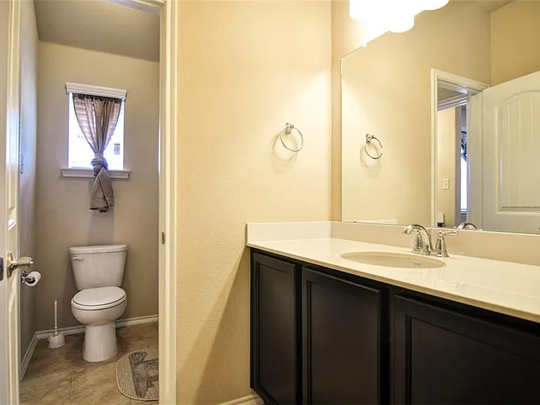 9812 Coyote Pass Trl — Photo 19