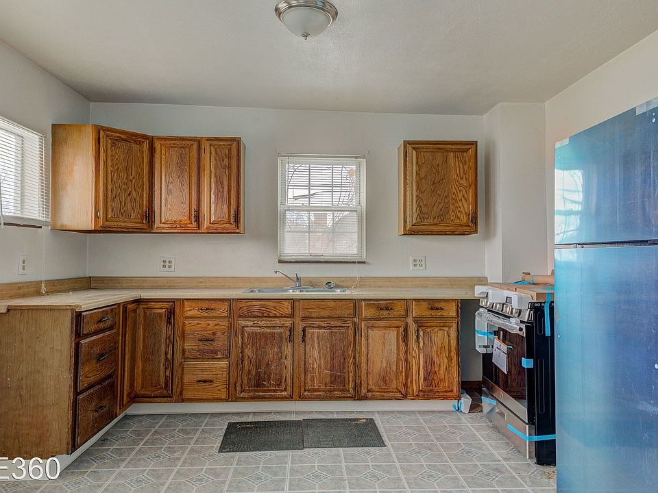 1st image of 438 Kathleen St #6953849