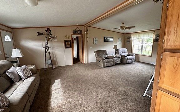 5th image of 70 Lodgewood Dr