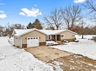 16406 N 2nd St, Chillicothe, IL 61523