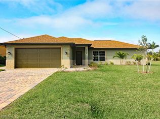 4548 SW 16th Place Cpe, Coral, FL 33914