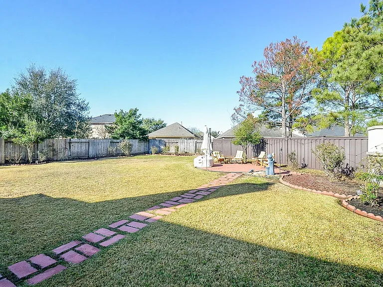 3115 Sachse Ct — Photo 33