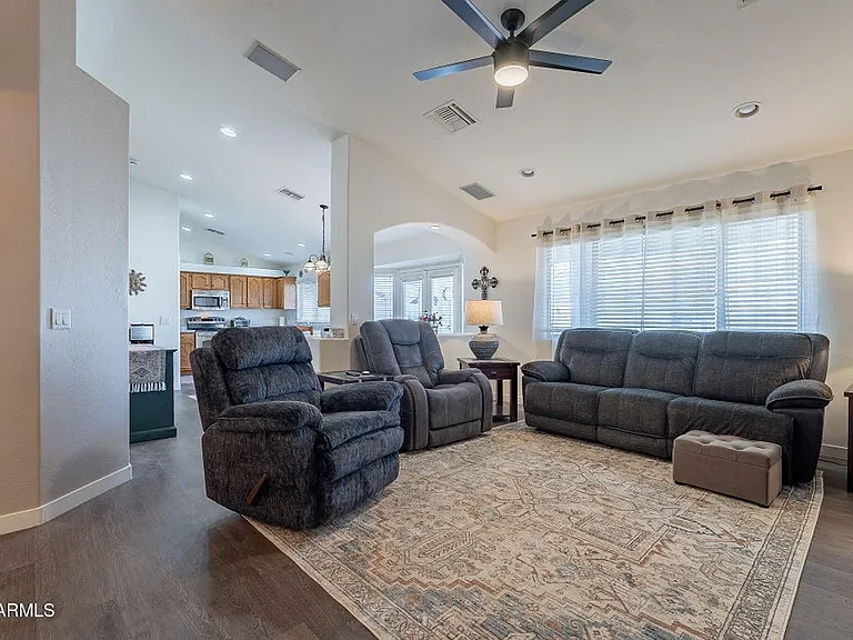 960 W Inca Dr — Photo 4