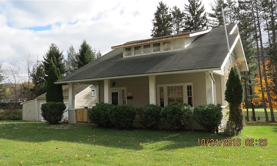 1st image of 186 Wellsville St