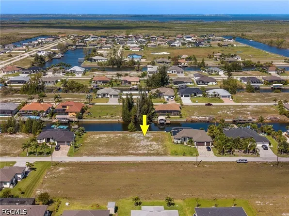 1628 NW 38th Pl, Cape Coral, FL 33993
