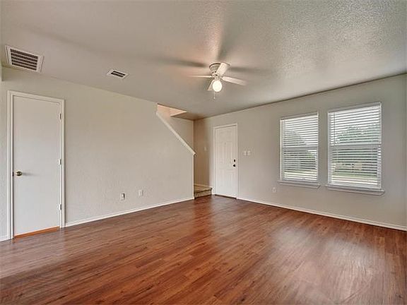 4th image of 515 Sheep Trail Dr