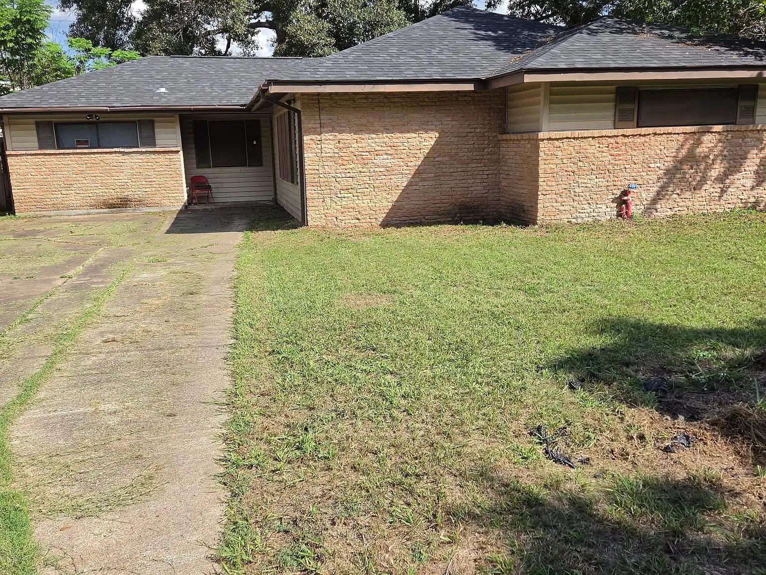 3 bed, 1585 sqft, $4,300 — Photo 3