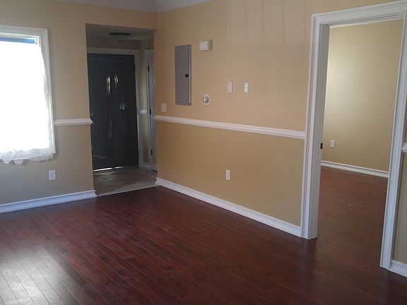 2nd image of 23105 131st Ave
