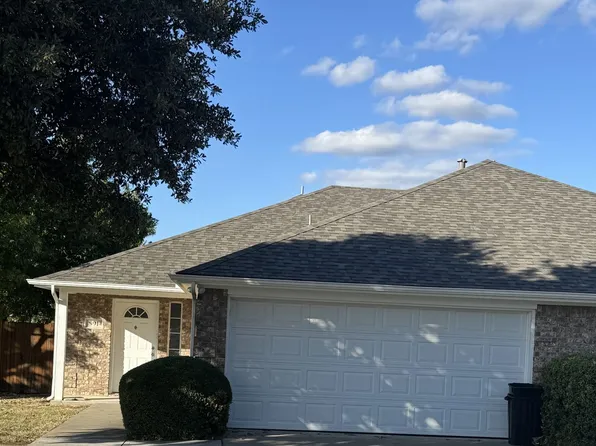 991 Sierra Vista Ct, 991 W Sierra Vista Ct Unit 991, Midlothian, TX 76065