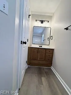 2049 Stonehurst St — Photo 28