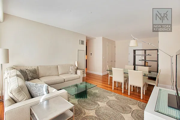 Rented by New York Residence | media 7