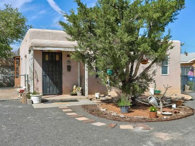335 Alcazar St NE, Albuquerque, NM, 87108