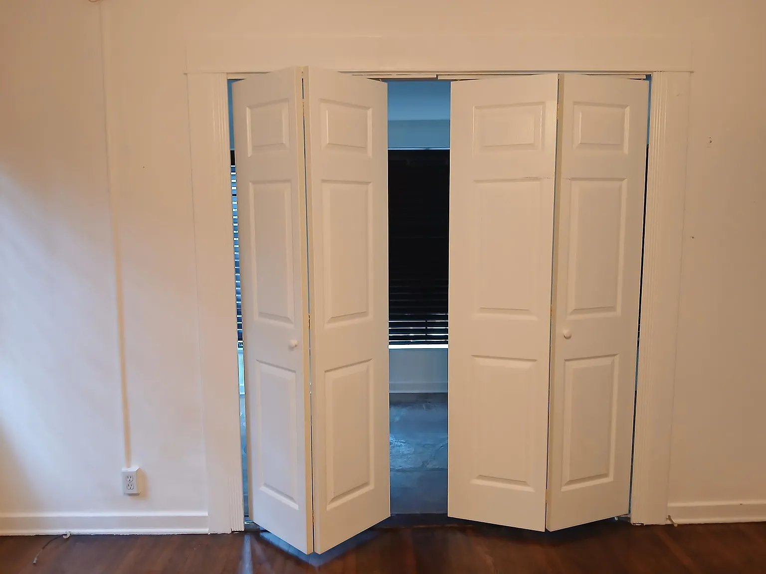 1 bed, 1005 sqft, $2,550 — Photo 3