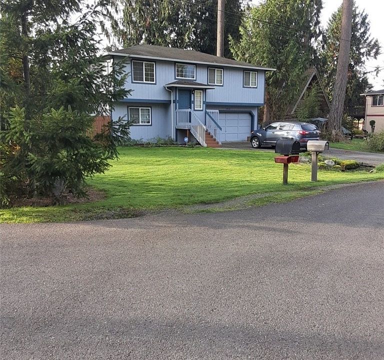 1st image of 18422 113th St NE