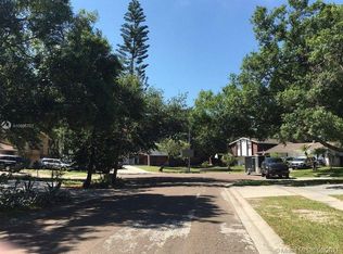 7008 Lakeview Ct, Tampa, FL 33615