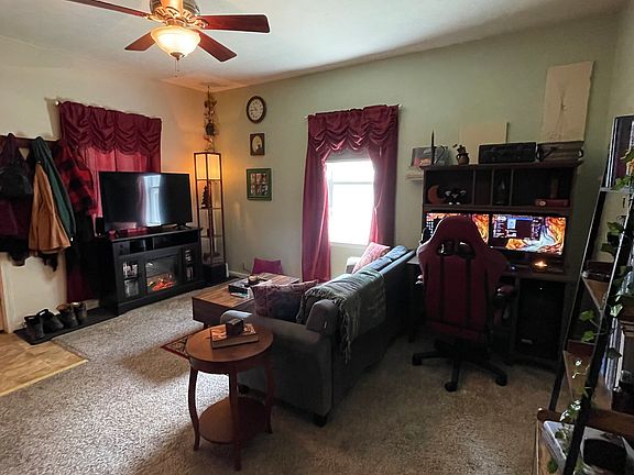 4th image of 619 Blish St