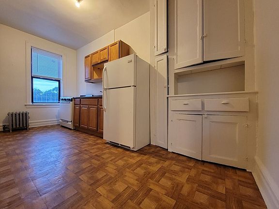 3rd image of 24-60 32nd St #5B