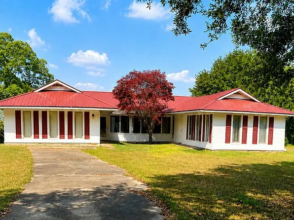 6296 Cottonwood Rd, Dothan, AL 36301