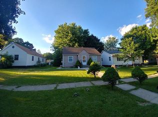 602 E Michigan Ave, George, IA 51237