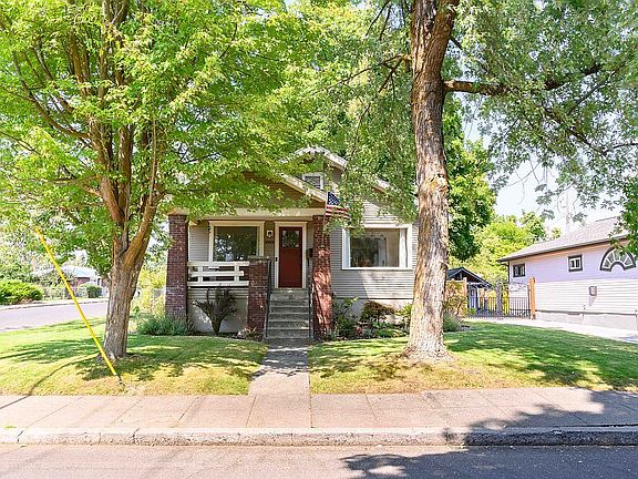 2nd image of 1003 E 33rd Ave