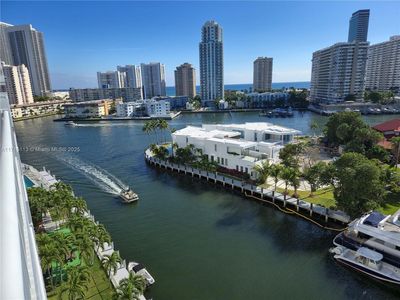 137 Golden Isles Dr APT 907, Hallandale Beach, FL, 33009