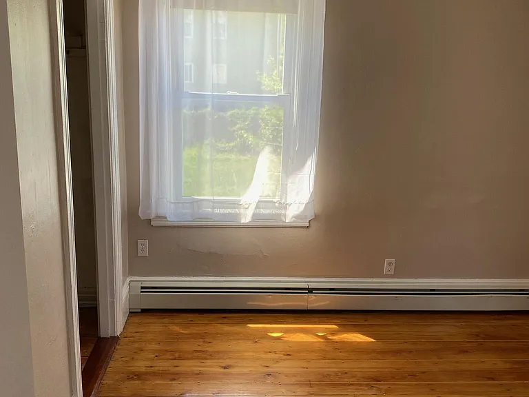 78 E Transit St #2 — Photo 32