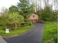 1st image of 103 N Hills Dr