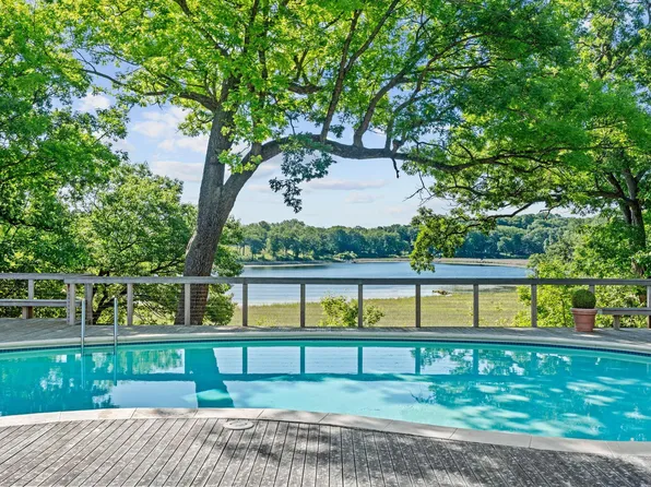 2875 Gale Rd, Wayzata, MN 55391