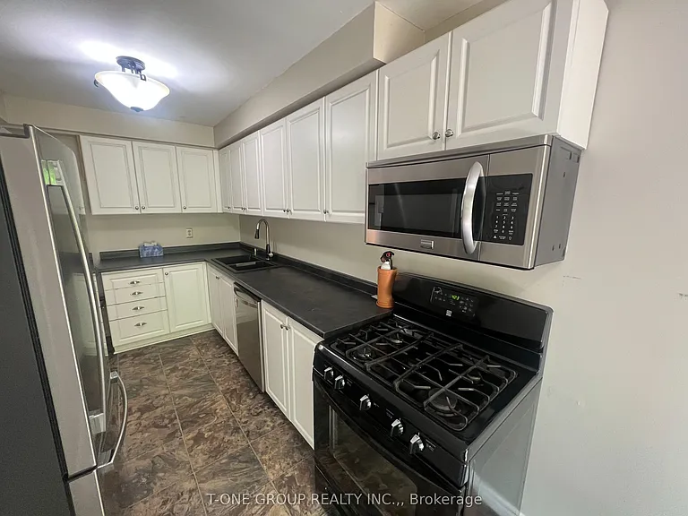 45 Burns Cir — Photo 4