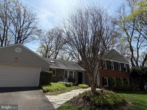 1505 Snughill Ct, Vienna, VA 22182