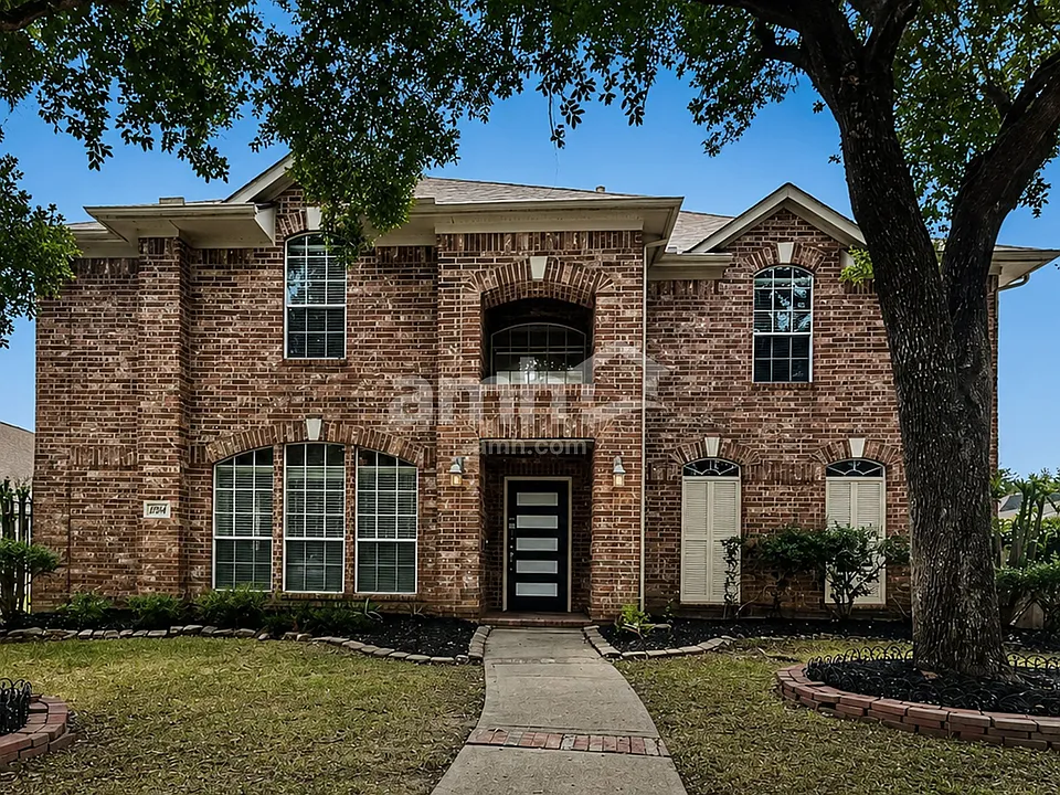 17507 Whispering Star Ct