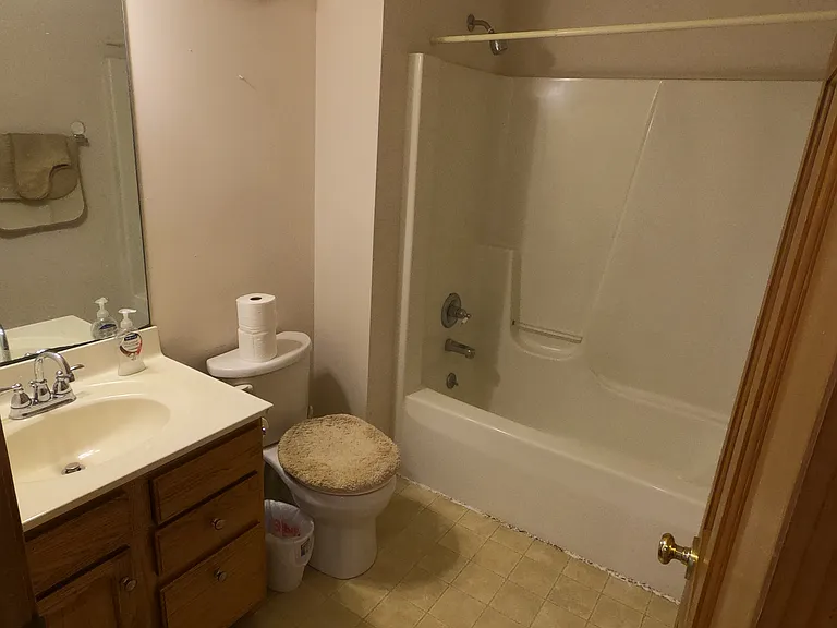 3125 Old Jamestown Rd — Photo 11