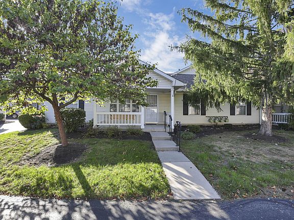2nd image of 8552 Victoria Meadow Ln