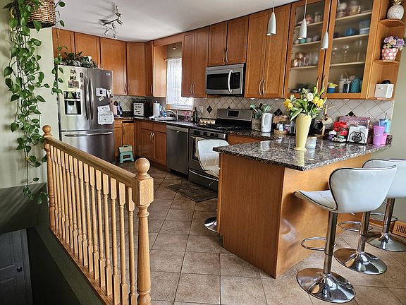5th image of 4535 N Sayre Ave